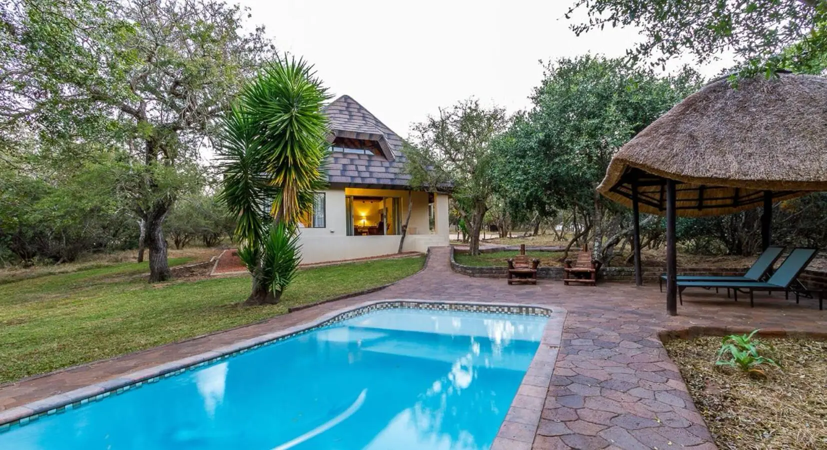 Phelwana lodge safari guide